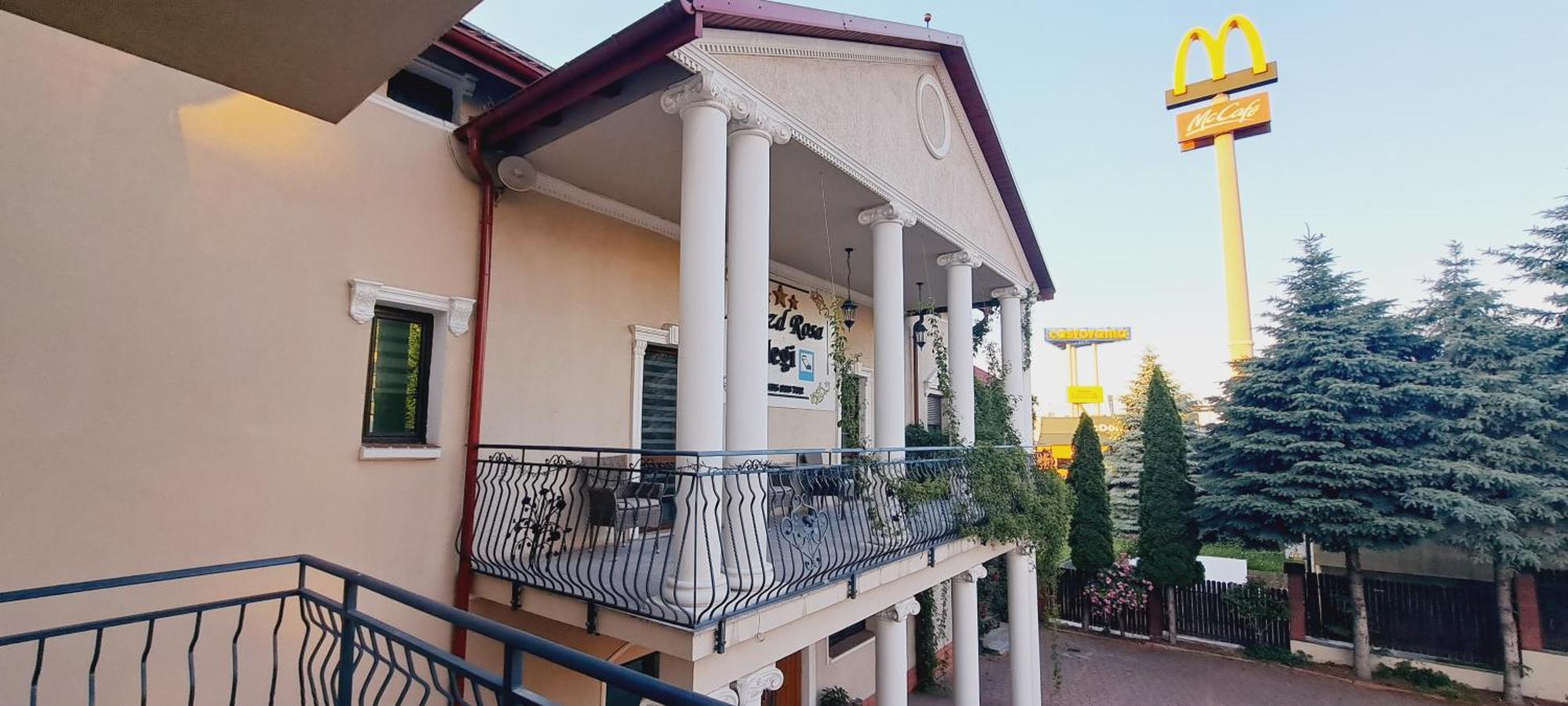 Hotel Rezydencja Rosa Przemyśl Εξωτερικό φωτογραφία